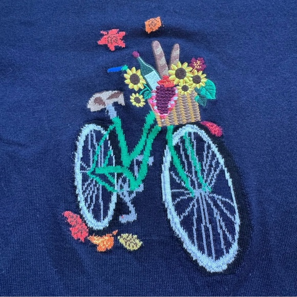 Talbots Women’s Navy Blue Crewneck Pullover Bicycle Jacquard Sweater Size Small - Picture 4 of 6